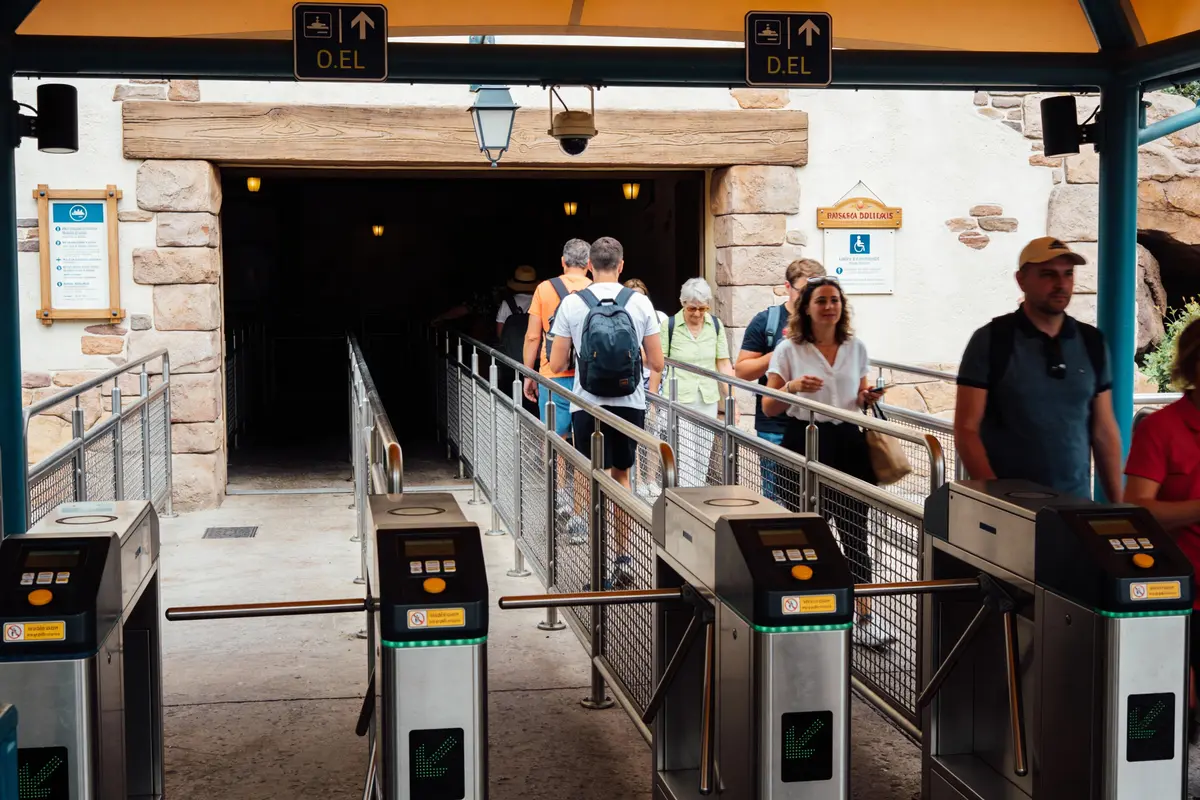 Automatiser les parcs de loisirs et d’attractions ?